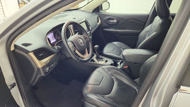 2014 Jeep Cherokee Limited Silver at Autostrade