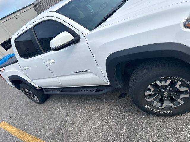 2017 Toyota Tacoma  4