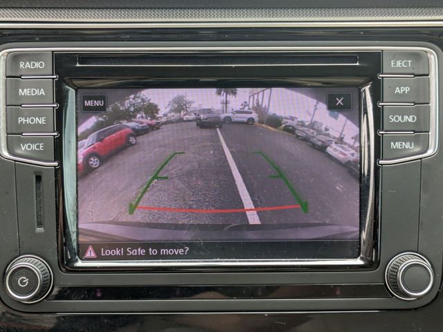 Used 2018 Volkswagen Passat 2.0T SE 4D Sedan