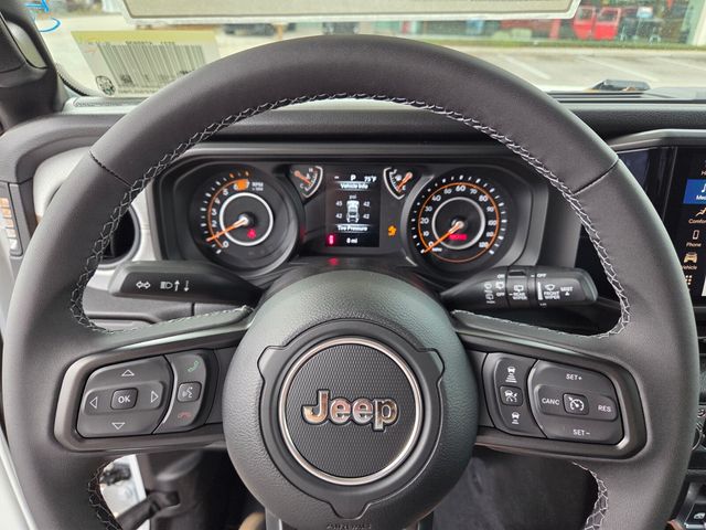 New 2026 White/off-white Jeep Sport S image 28