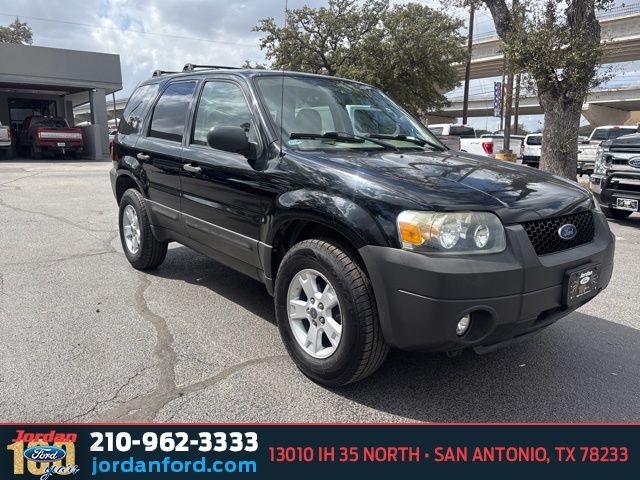 Used Car 2007 Ford Escape  Xlt For Sale Under $10,000 In San Antonio, Texas