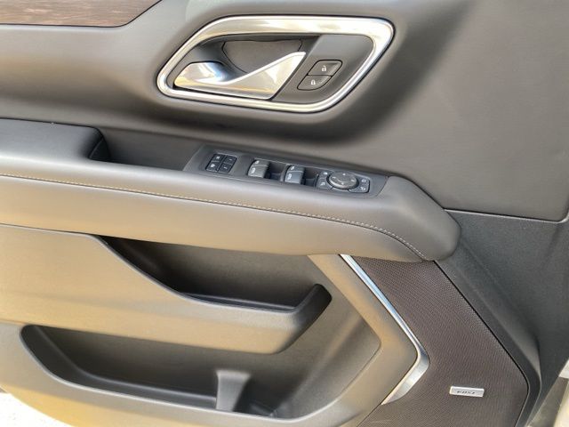 Used Car 2024 Chevrolet Suburban  Z71 For Sale Under $70,000 In San Antonio, Texas