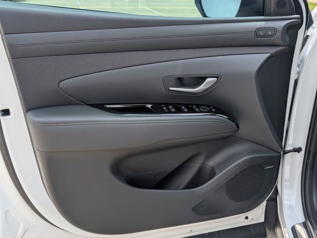 2026 Hyundai Tucson Hybrid Limited - 9