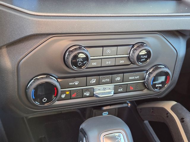 New 2025 Ford Bronco Badlands