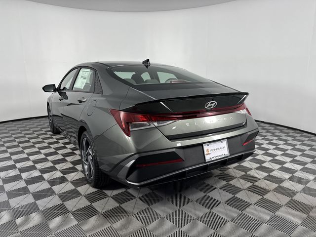 New 2025 Hyundai Elantra For Sale in Indianapolis, IN