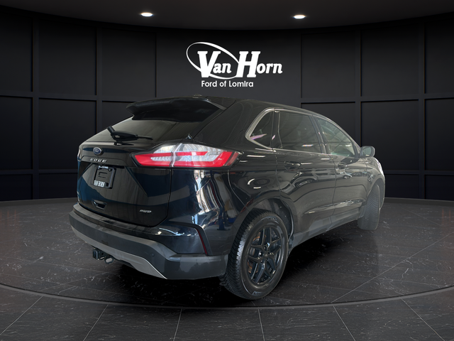 Used 2024 Black Metallic Ford SEL image 7