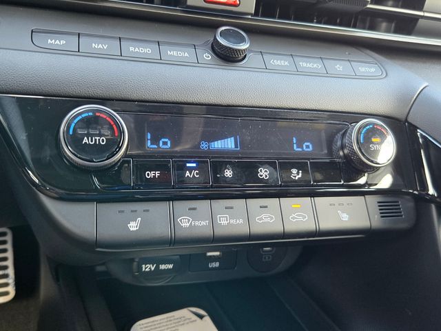 2026 Hyundai Elantra - $37,372