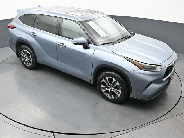 2021 Toyota Highlander XLE 43