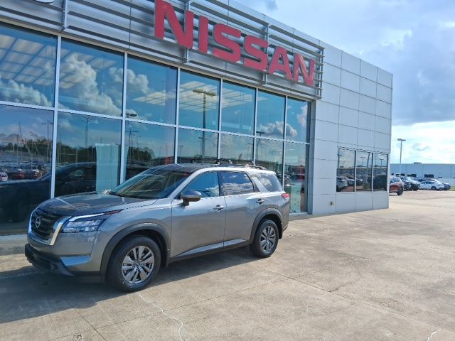 Used 2025 Nissan Pathfinder SUV