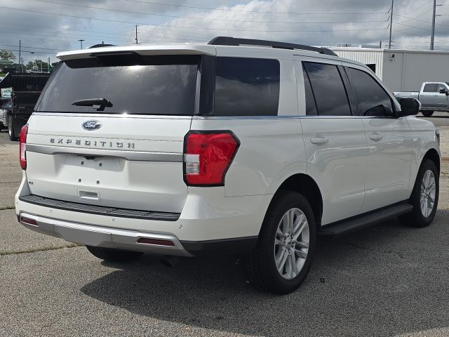 2024 Ford Expedition XLT:B02482