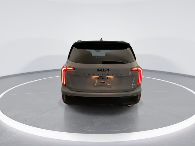 Used 2025 Gray Kia SX-Prestige X-Line image 5
