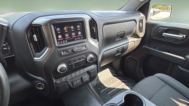 Used 2025 White GMC Pro image 23