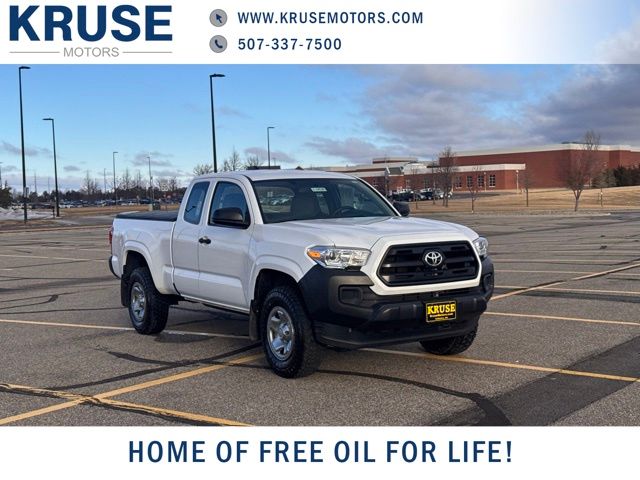 2016 Toyota Tacoma SR