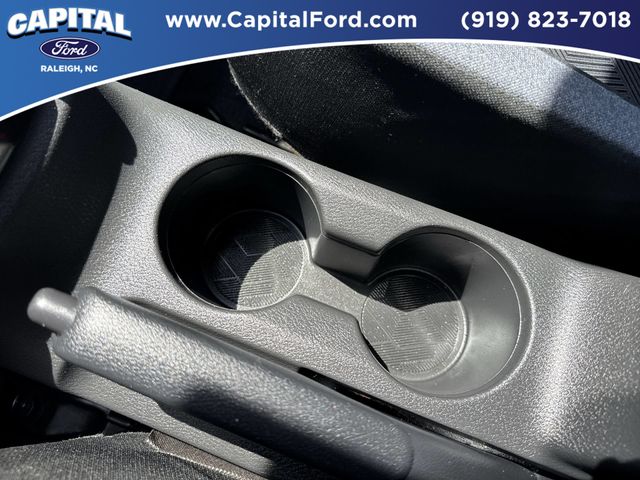 Used 2025 Silver Nissan 1.6 SV image 30