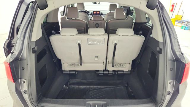 2023 Honda Odyssey Touring  at Community Kia