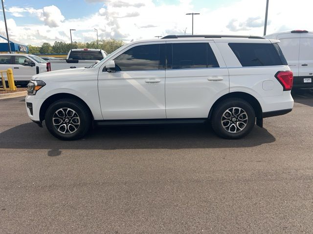 2023 Ford Expedition XLT 4