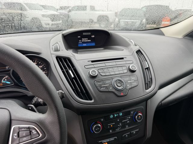 2017 Ford Escape SE Gray at Community Kia