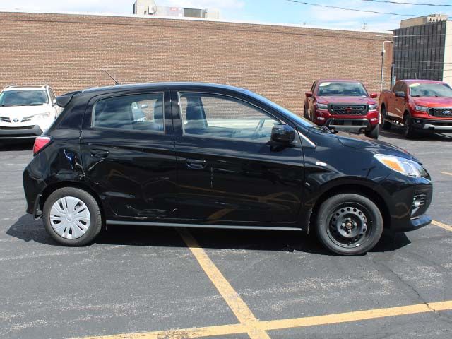 Used 2024 Jet Black Metallic Mitsubishi ES image 5
