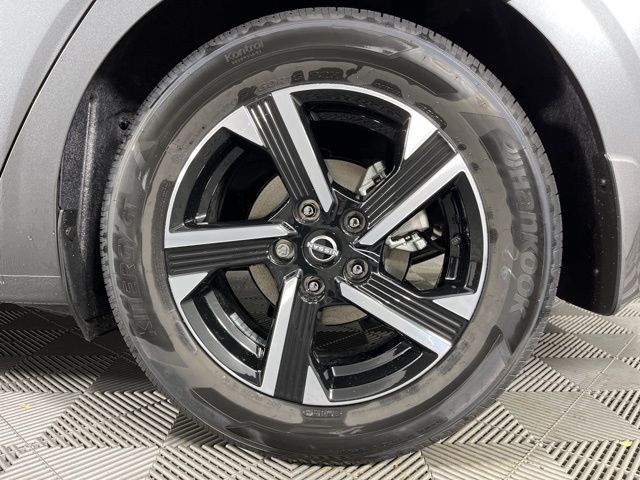 2025 Gun Metallic Nissan Sentra SV FWD Sedan