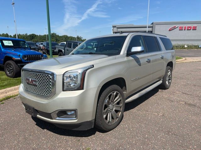 Champagne Silver Metallic 2015 GMC Yukon XL SUV / Crossover Four-Wheel Drive 6-Speed Automatic Overdrive