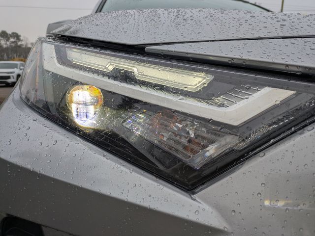 2022 Toyota RAV4 XLE Premium - 10