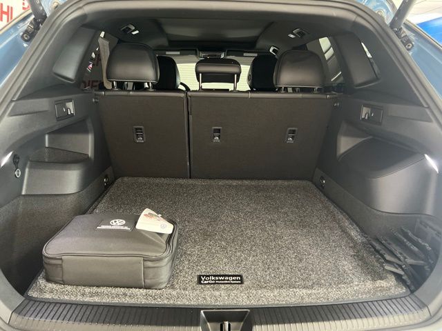 Used 2025 Volkswagen Tiguan SUV