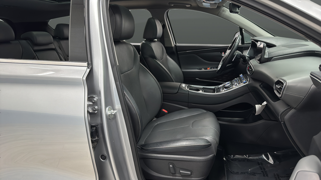 Used 2022 Shimmering Silver Pearl Hyundai SEL image 24