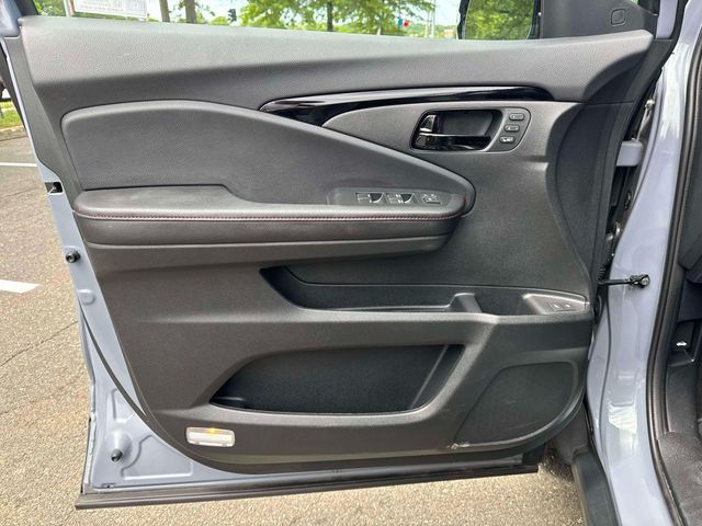 used 2024 Honda Passport car, priced at $38,804