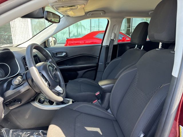 2021 Jeep Compass Sport 14