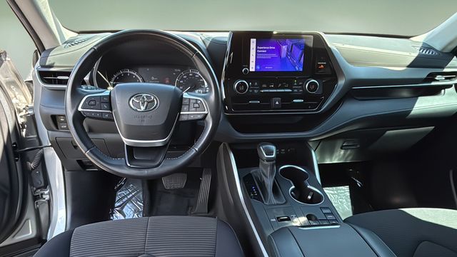 Used 2023 Silver Toyota LE image 10