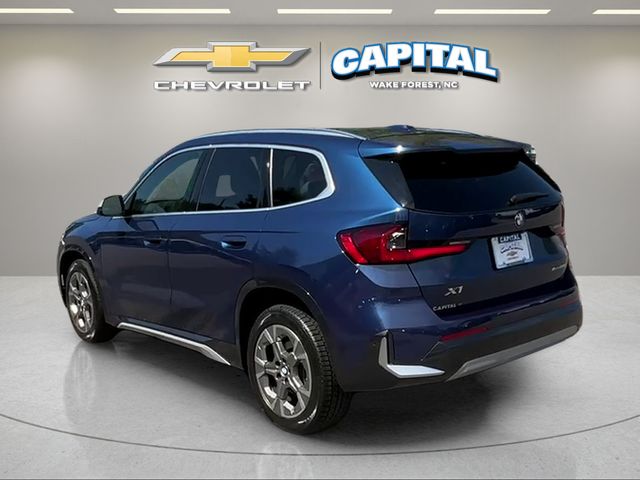 Used 2023 Blue BMW xDrive28i image 3