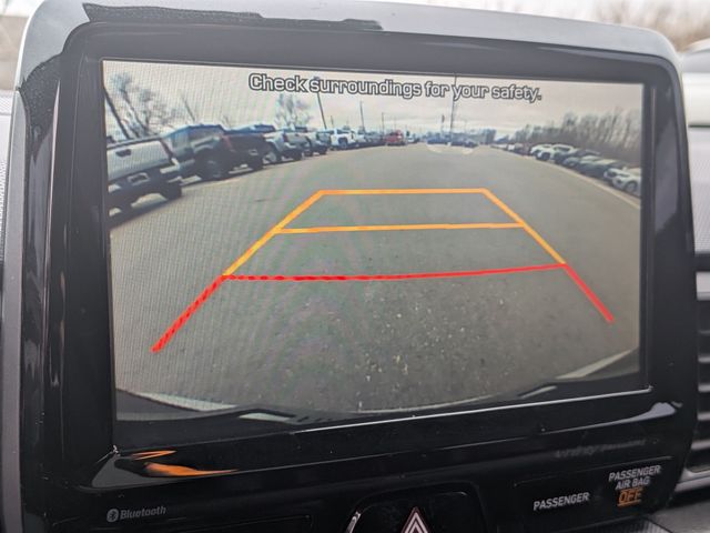 2020 Hyundai Veloster - Image 25