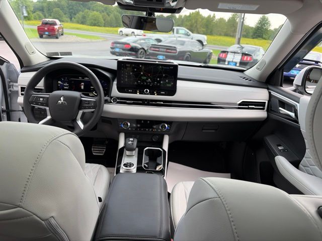 2026 Mitsubishi Outlander SEL  at Auto Express Mitsubishi