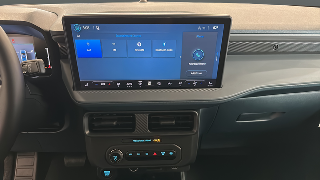 New 2026 Azure Gray Metallic Ford XLT image 15