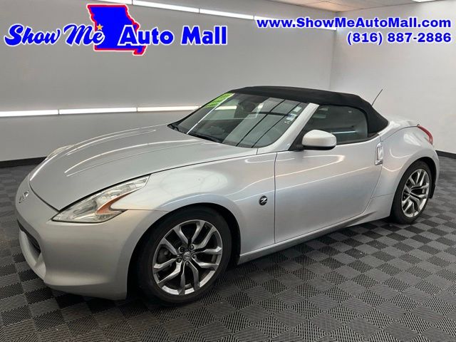 Brilliant Silver Metallic 2010 Nissan 370Z Convertible Rear-Wheel Drive 7-Speed Automatic