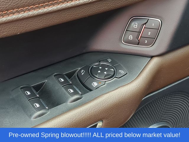 Used 2021 Black Metallic Ford King Ranch image 22