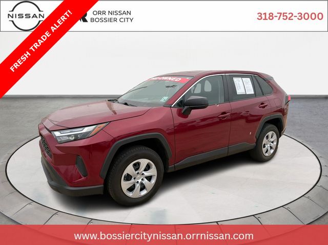 2024 Toyota RAV4 LE FWD