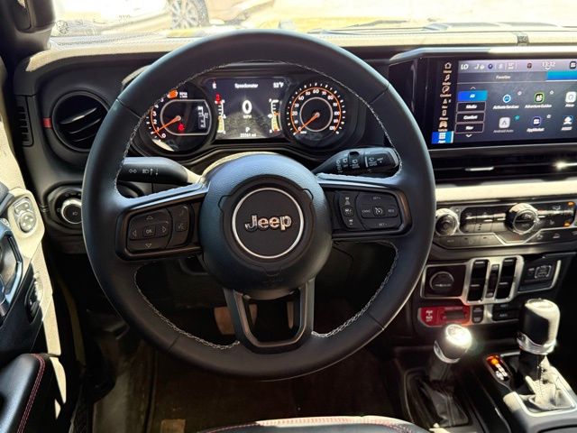 Used 2025 Jeep Wrangler SUV