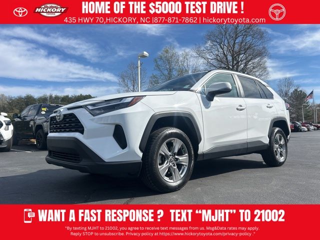 2024 Toyota RAV4 XLE FWD