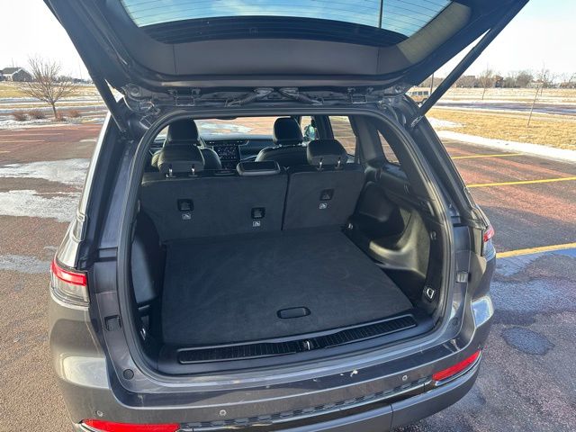 2023 Jeep Grand Cherokee Altitude 4x4