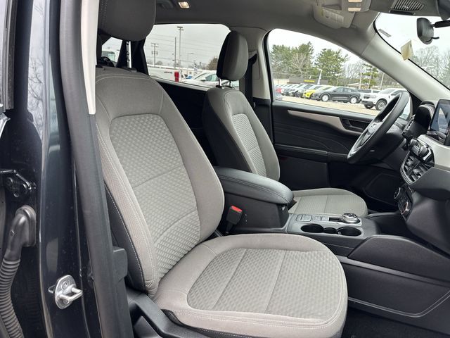 Used 2022 Blue Ford SE image 26