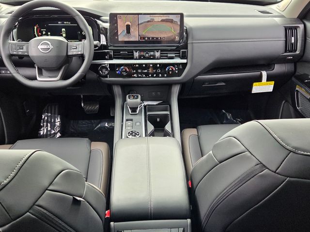 New 2026 Green Nissan Platinum image 8