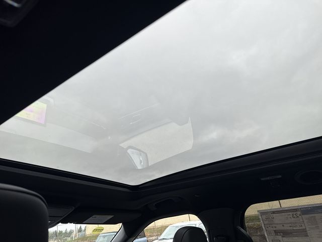 New 2026 White Ford ST-Line image 18