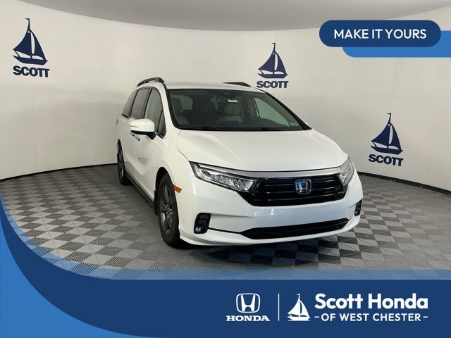 Platinum White Pearl 2024 Honda Odyssey Minivan Front-Wheel Drive Automatic