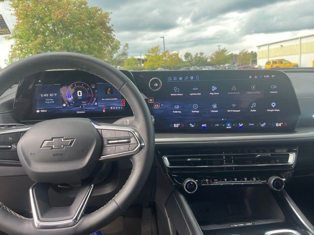 Used 2026 Chevrolet Traverse SUV
