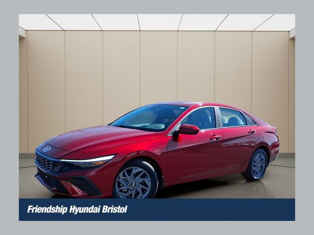 2024 Hyundai Elantra SEL FWD