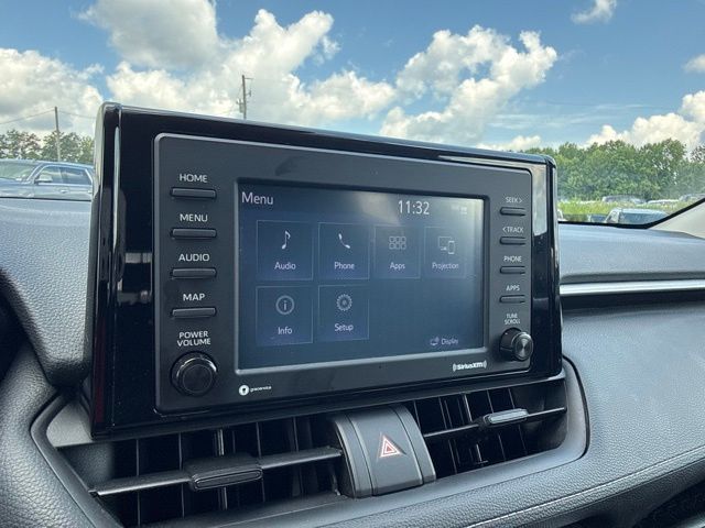 2021 Toyota RAV4 XLE:B02452