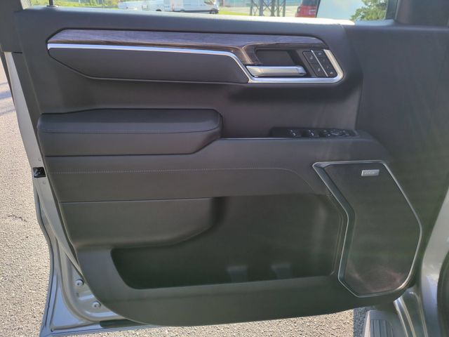 Used 2026 Gray Chevrolet LTZ image 12