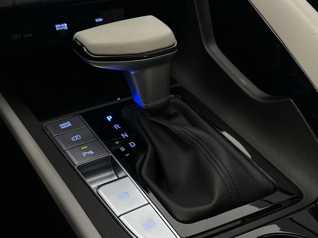 Used 2024 Hyundai Elantra Hybrid For Sale in Indianapolis, IN