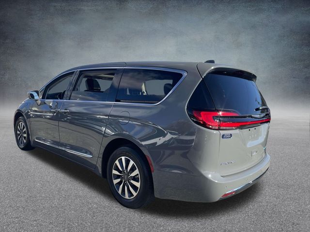 2022 Chrysler Pacifica Hybrid Limited 12